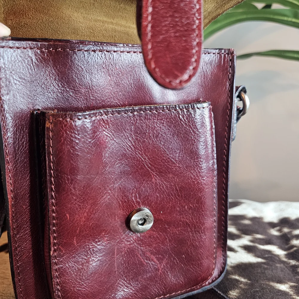 Patricia Nash Cascina Leather Crossbody Bag - Picture 8 of 11